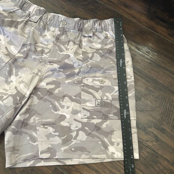 AFTCO Tactical Grey Camo Tech Active Angler Fishing Swim Cargo Shorts Size 38 - Picture 3 of 8